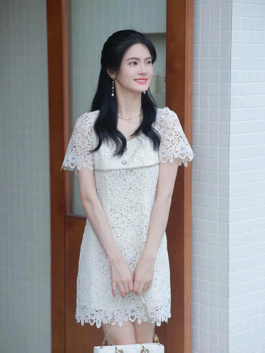 今天是温婉大气的千金大小姐