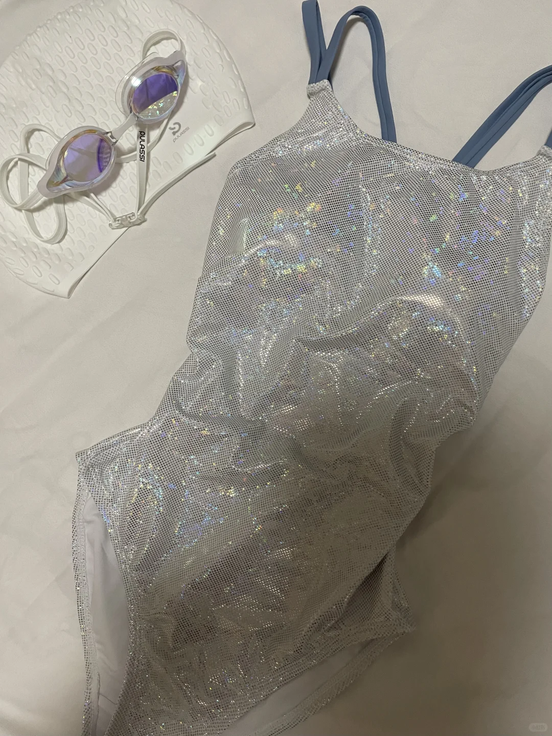 和姐妹的同款白月光泳衣穿搭👭