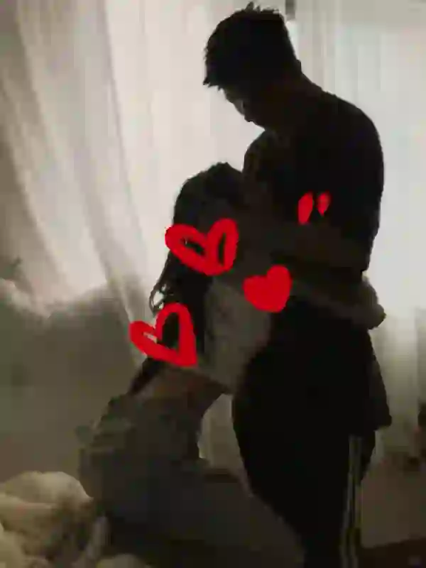 撩男友的小动作~