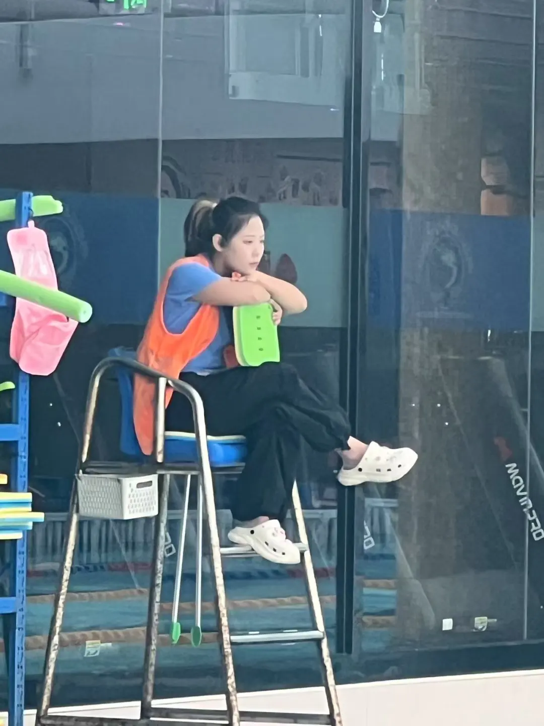 女教练没业绩的下场😭