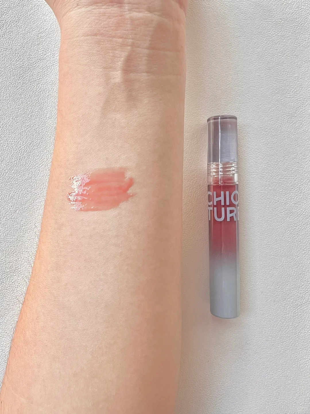 纯欲感拿捏！稚优泉这支唇蜜绝了💄