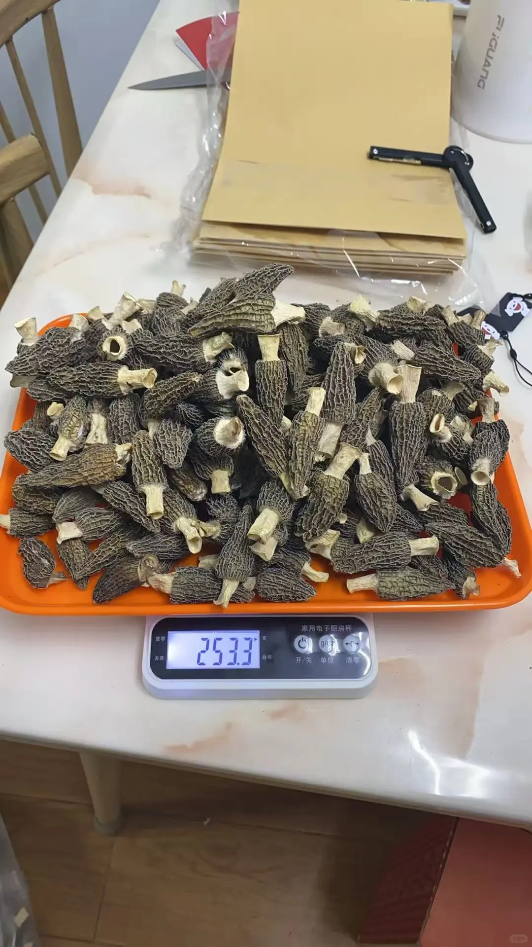 新农人,干起活来绝不含糊!