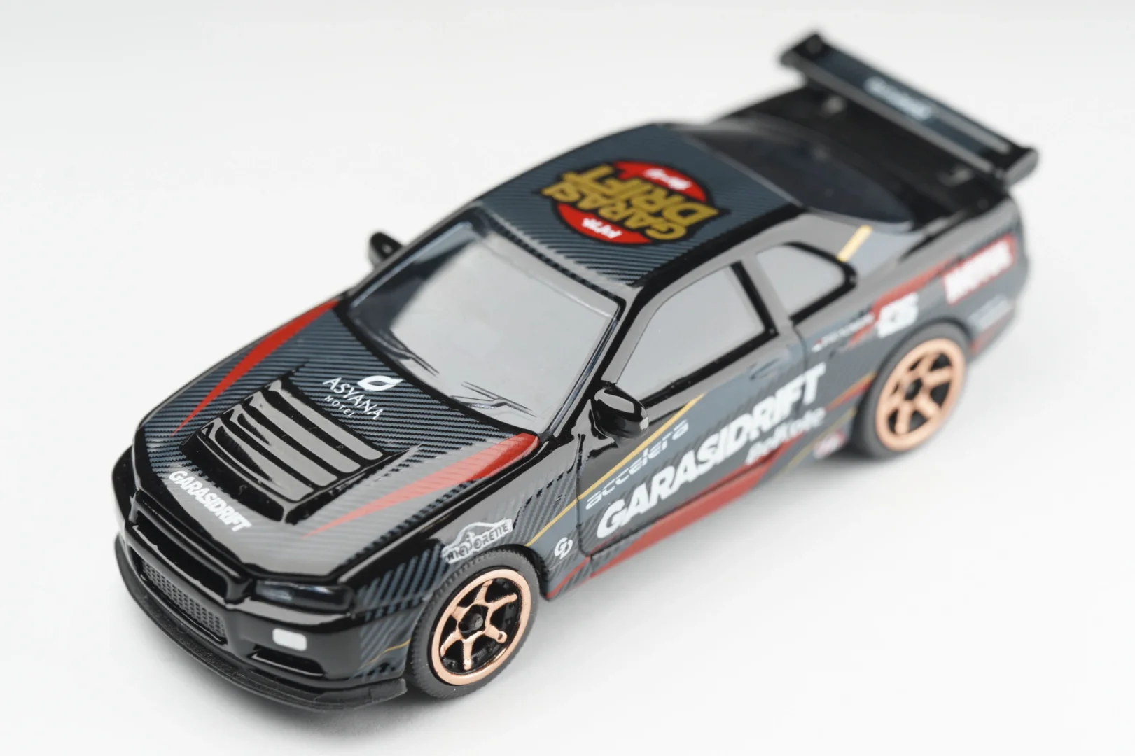 MajoretteNISSAN SKYLINE GTR R34