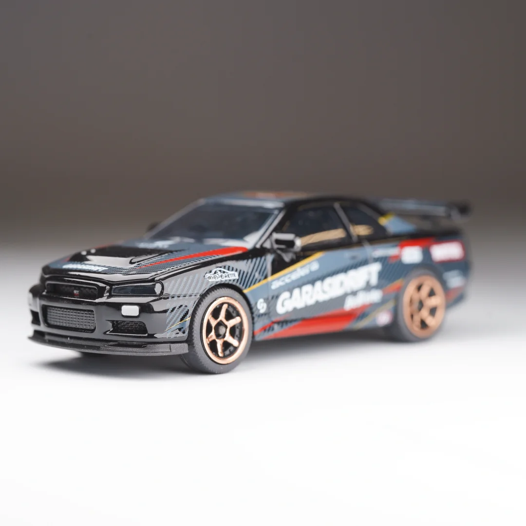 MajoretteNISSAN SKYLINE GTR R34