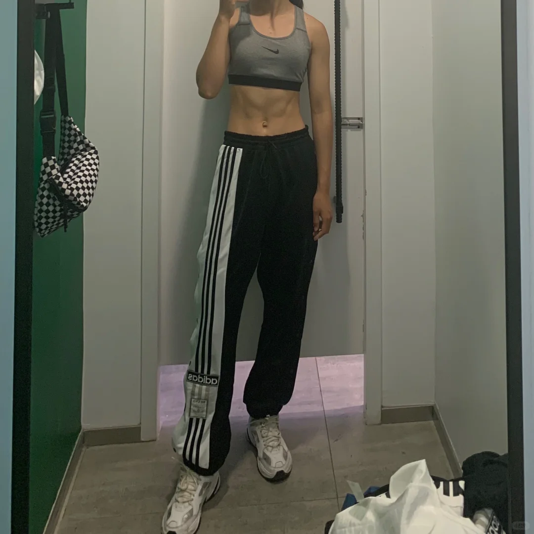 02北京 黑皮体育女大 搭子嘟嘟