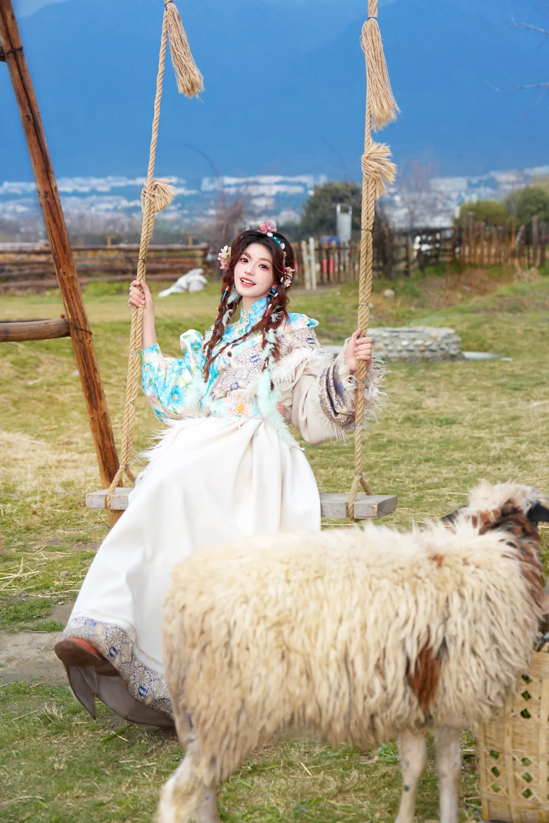 丽江写真|去拥抱大草原🍃自由的藏族姑娘