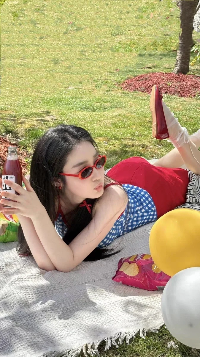 可以外穿的泳衣👙复古甜美