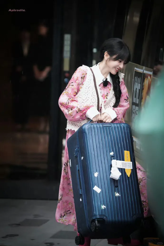 田曦薇路透图绝美