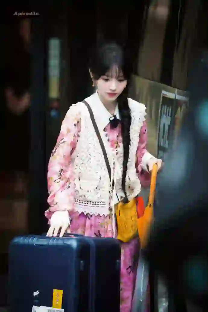 田曦薇路透图绝美