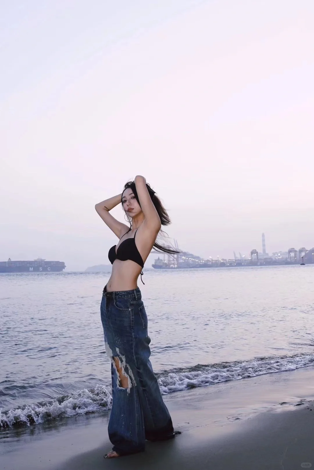 老娘与厦门的海（正常海边穿搭无不良引导