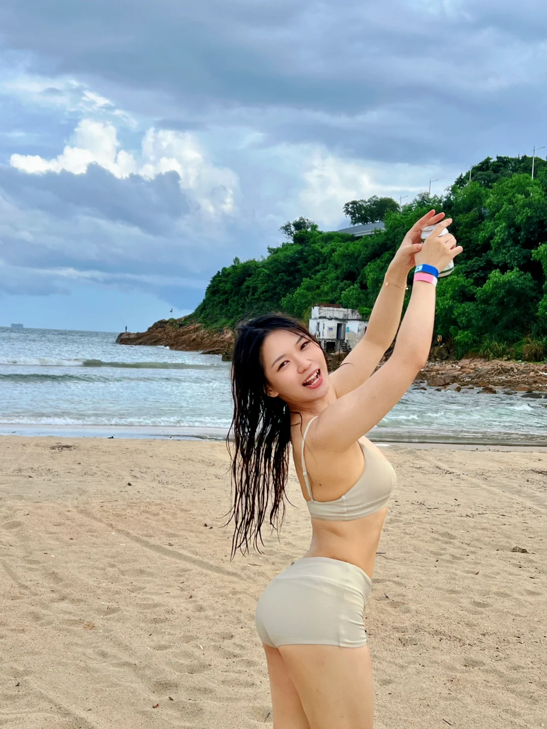 和辣妹姐妹们在海边发光🔥