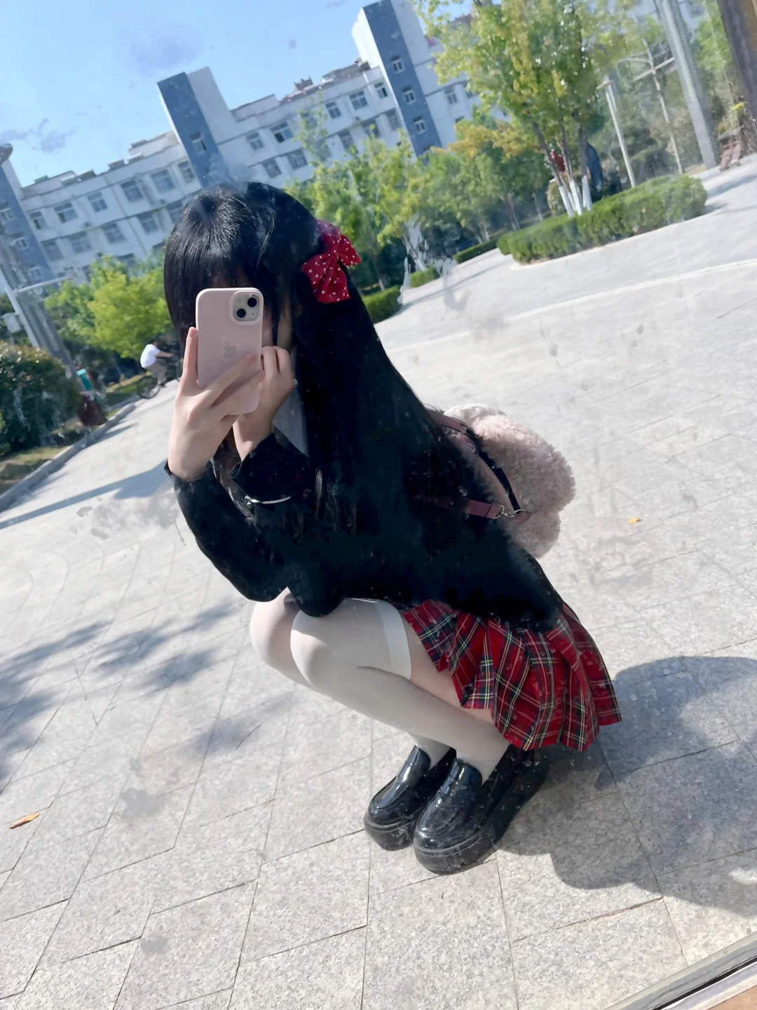 看到你漂亮的眼睛一直笑 也是我幸福的一种