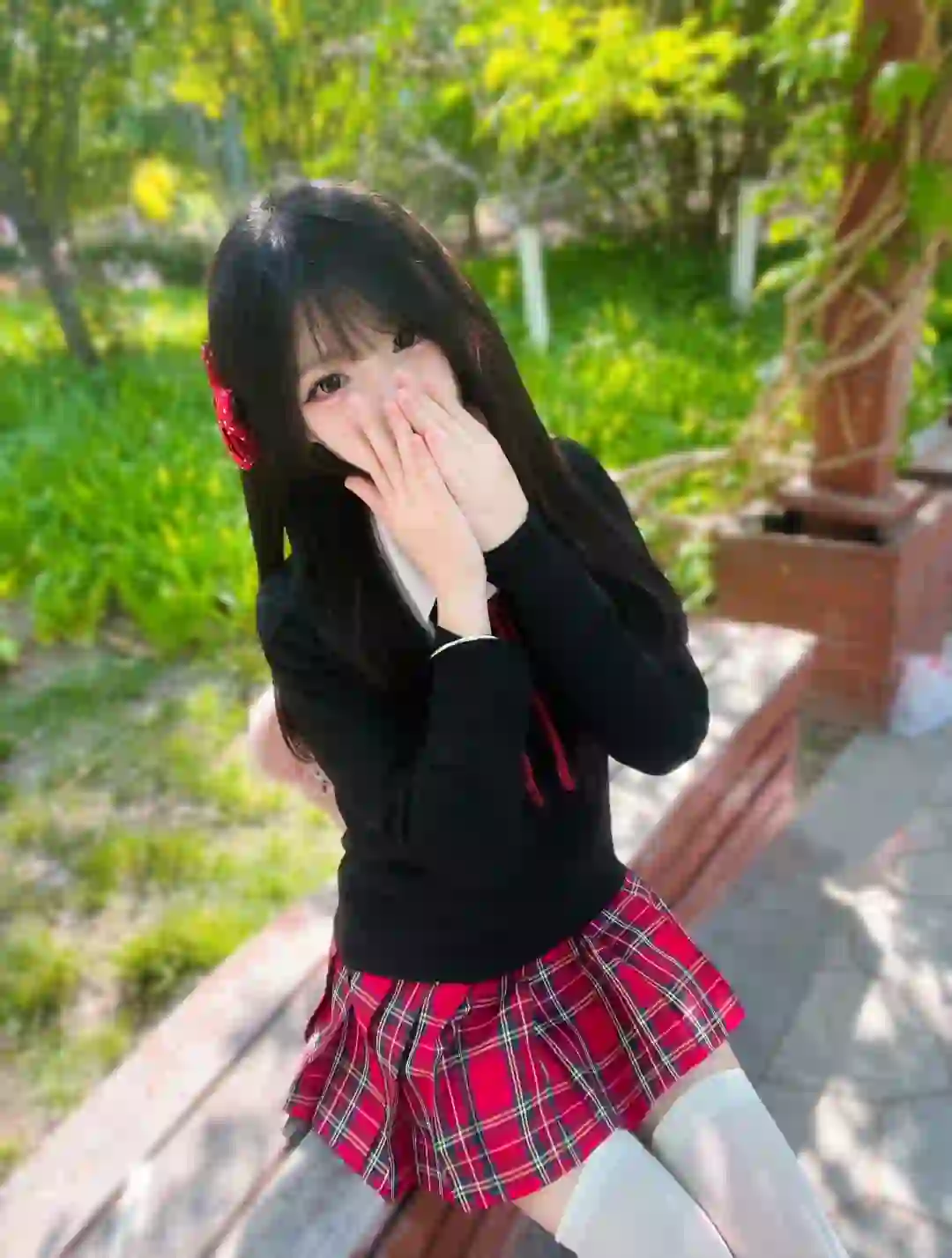 看到你漂亮的眼睛一直笑 也是我幸福的一种