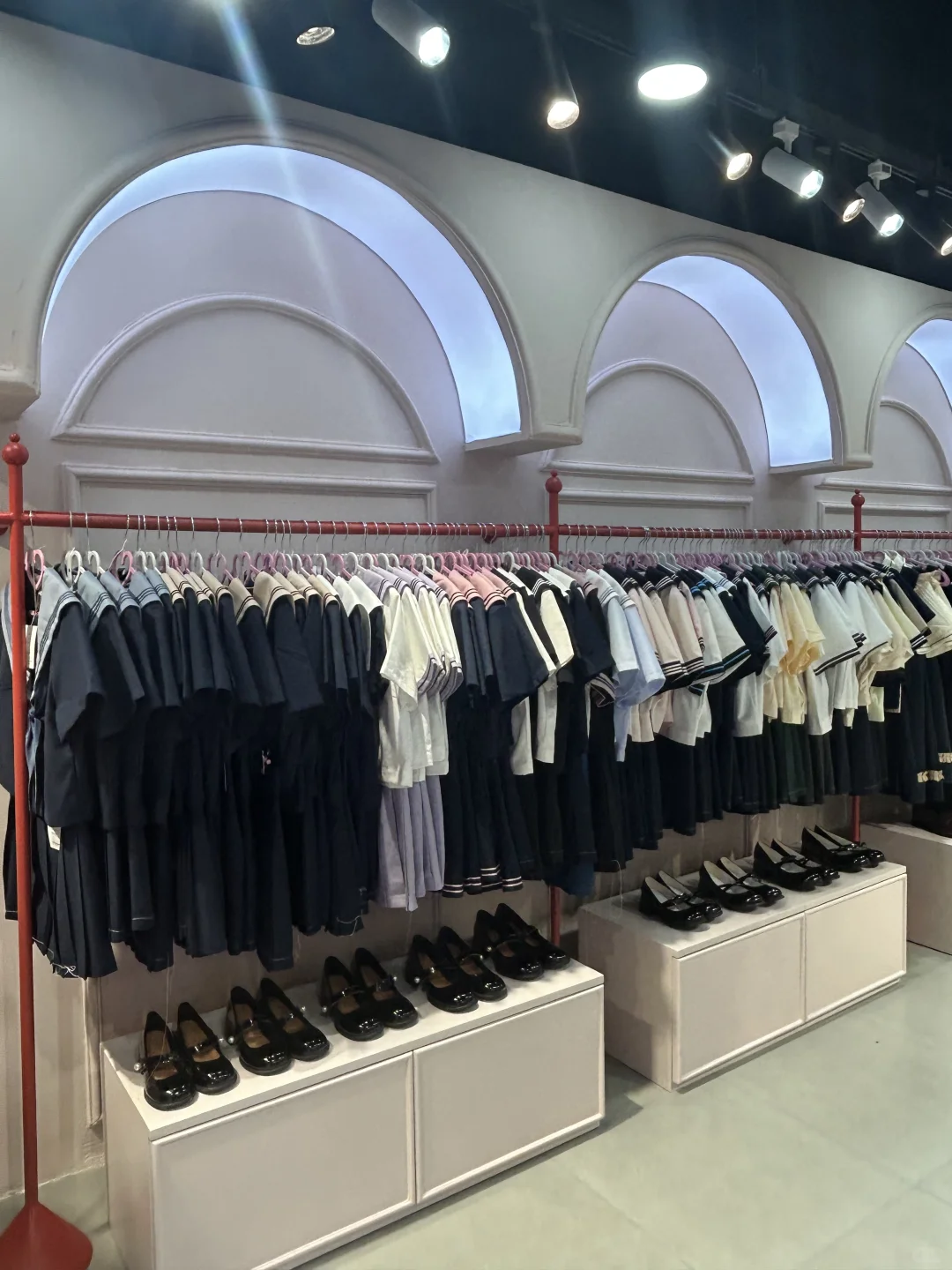 重庆方圆live格格屋jk开业 打卡送制服帽哦～