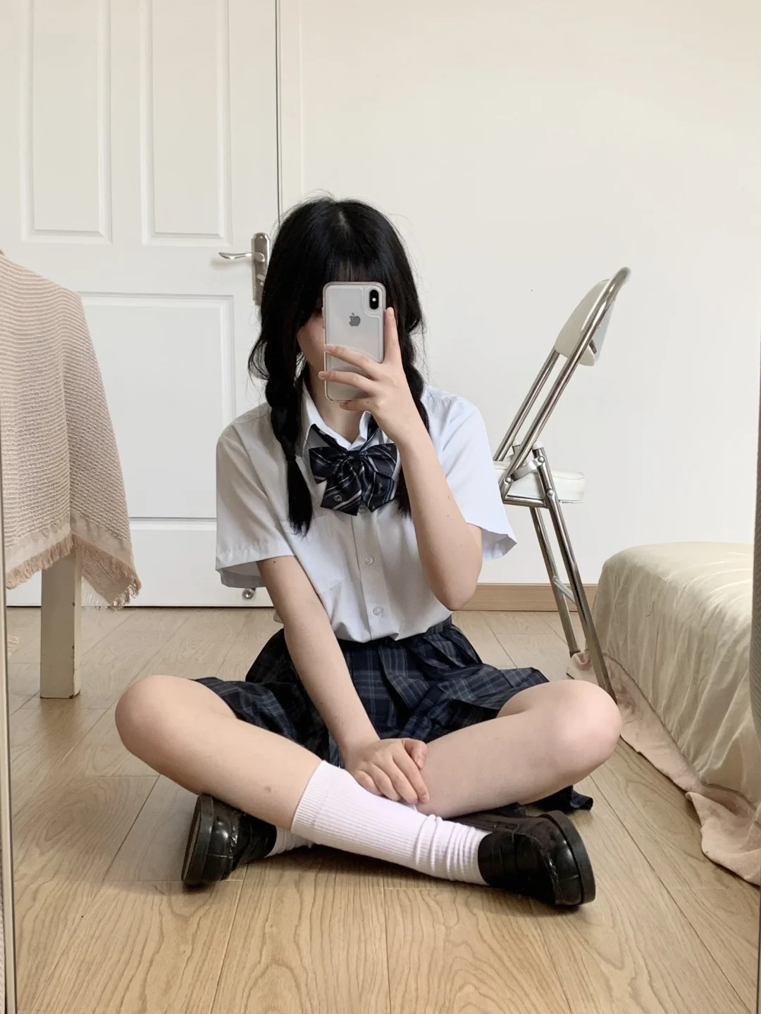 孤山对镜自拍 姿势copy