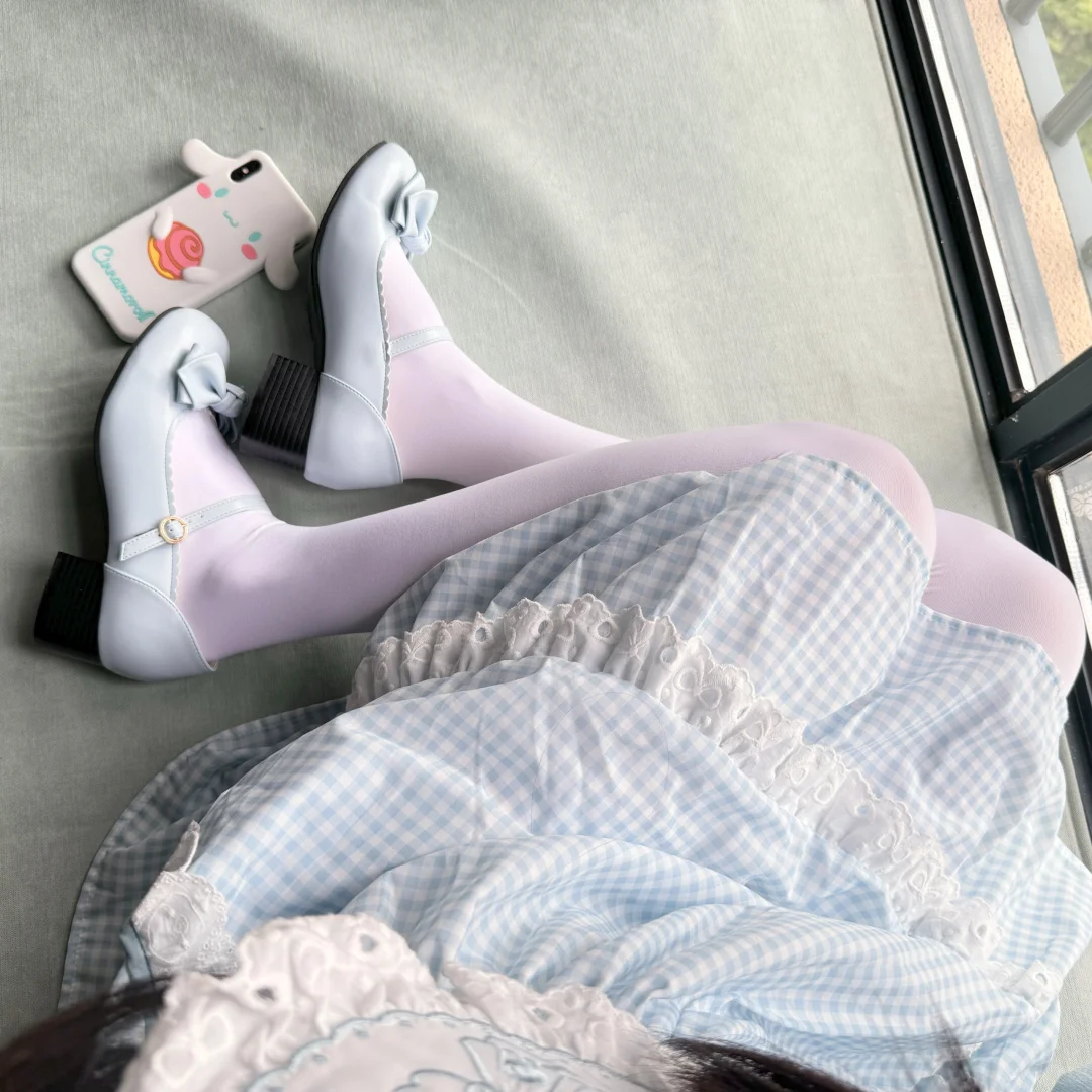 蓝莓小蛋糕 ૮⑉･-･⑉ა