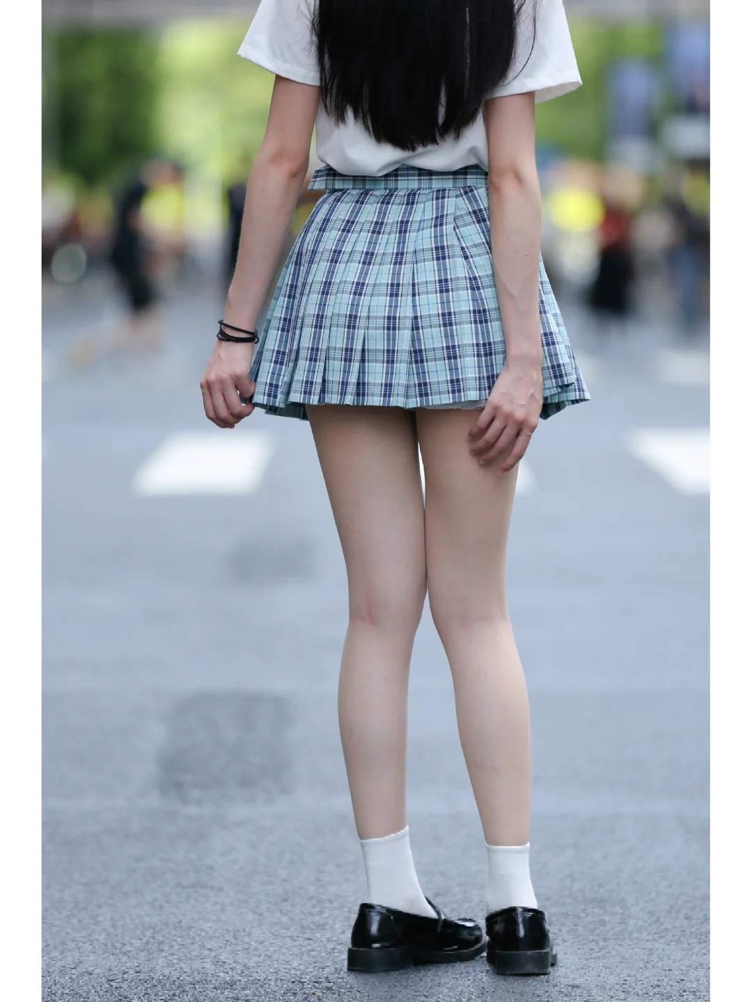 深圳街拍丨蓝格纹JK制服穿搭
