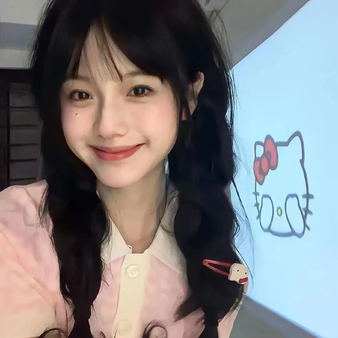 💭𝙒𝙚𝘾𝙝𝙖𝙩⸝⸝甜妹头像