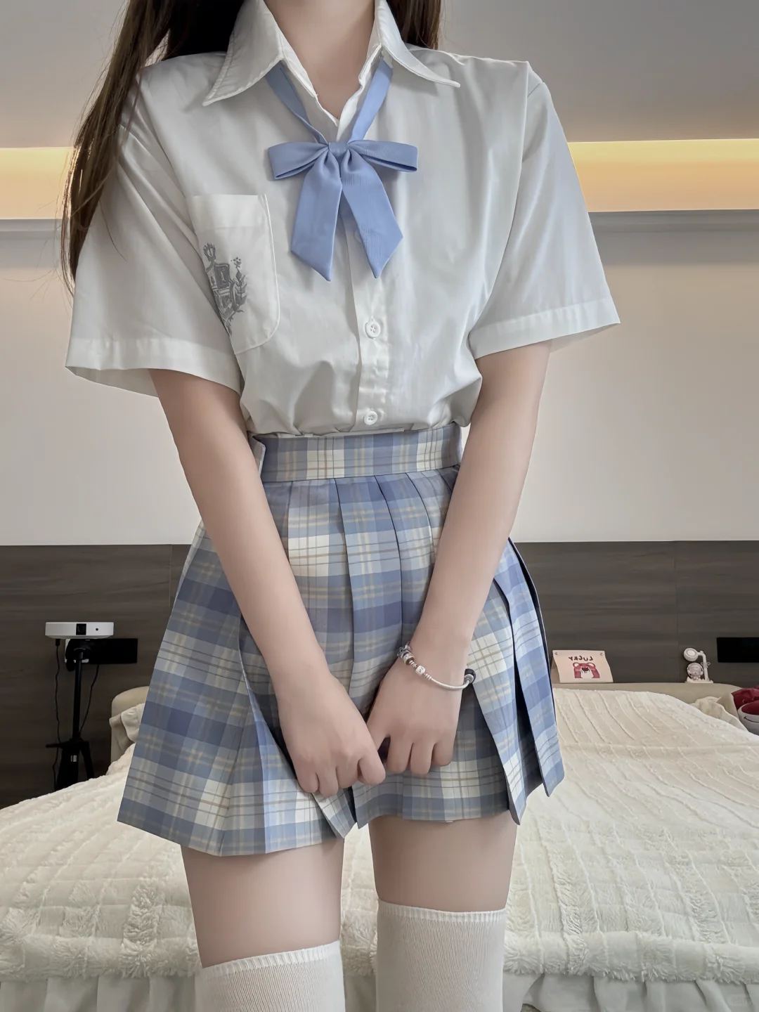 穿jk秒变水灵灵