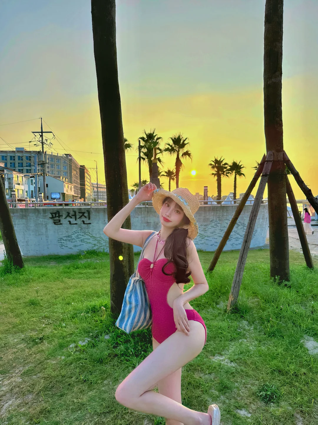 在小韩做zui鲜艳的火龙果