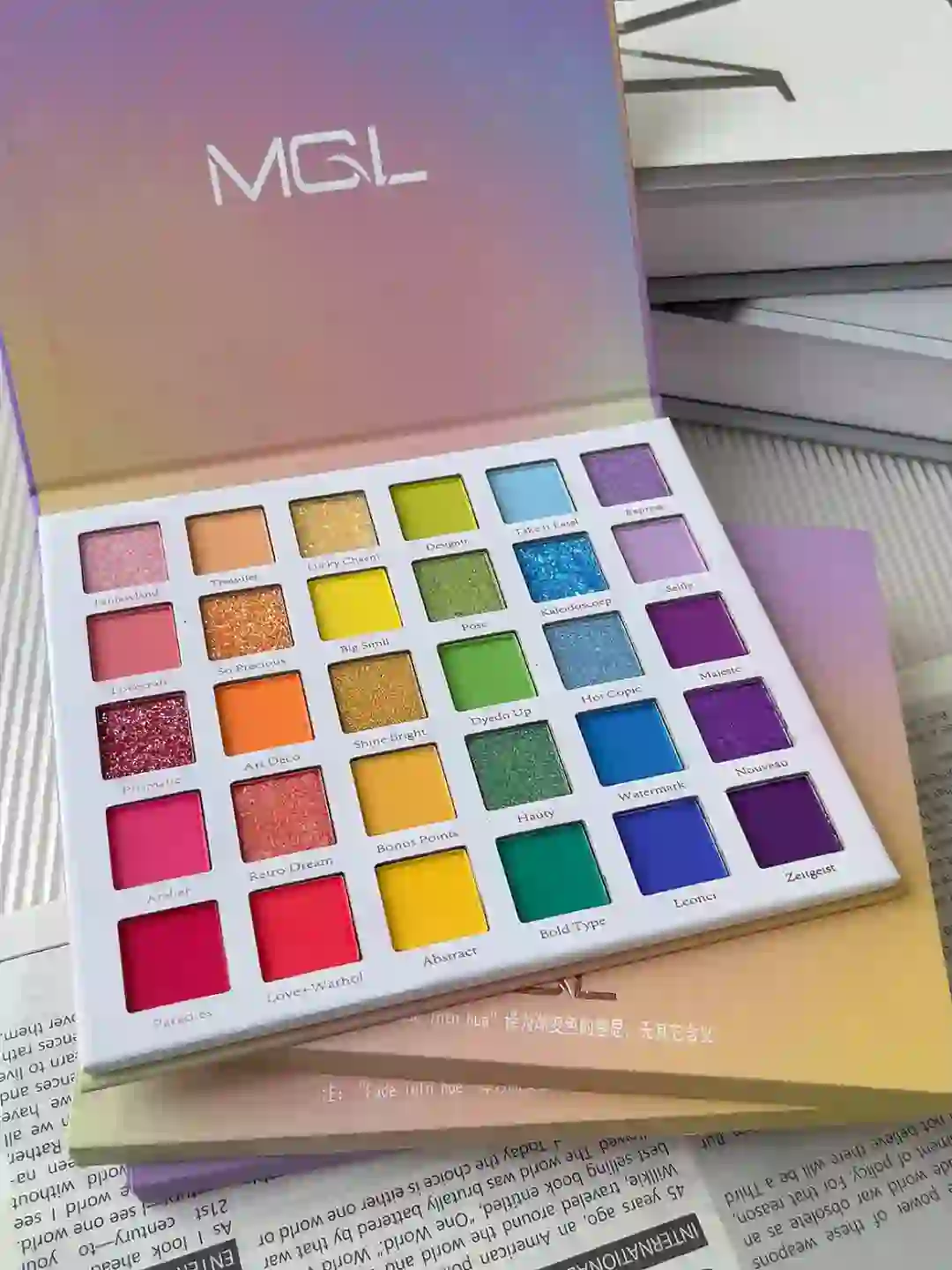 💗甜妹的专场｜多巴胺🌈彩虹眼影盘