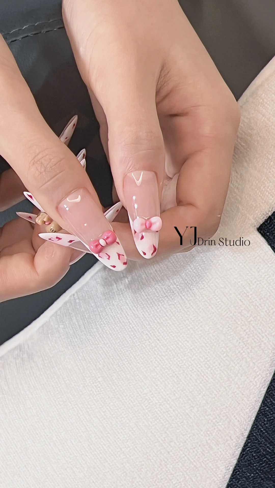 Kitty+法式豹纹  心动值拉满💗💗💗