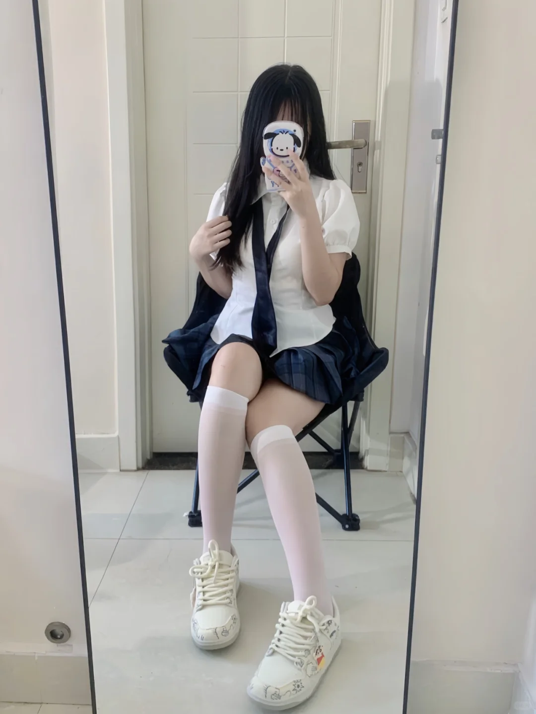 这双带小挂坠的鞋子好特别呀|分享今日ootd