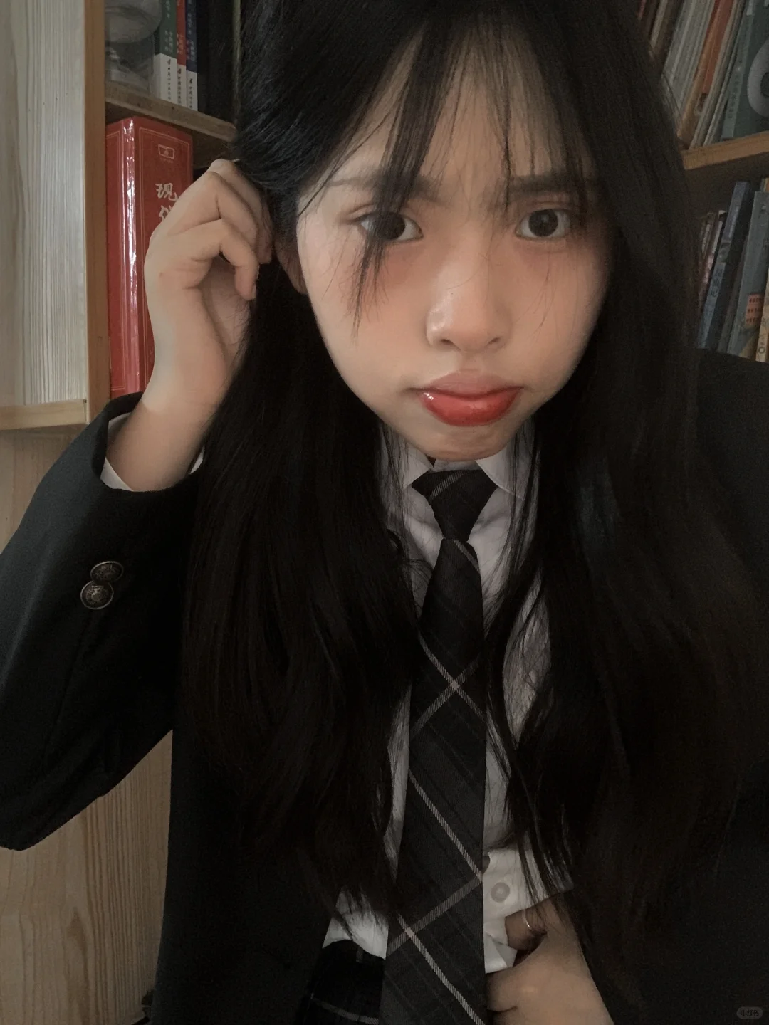 所有情绪呆在我脸上