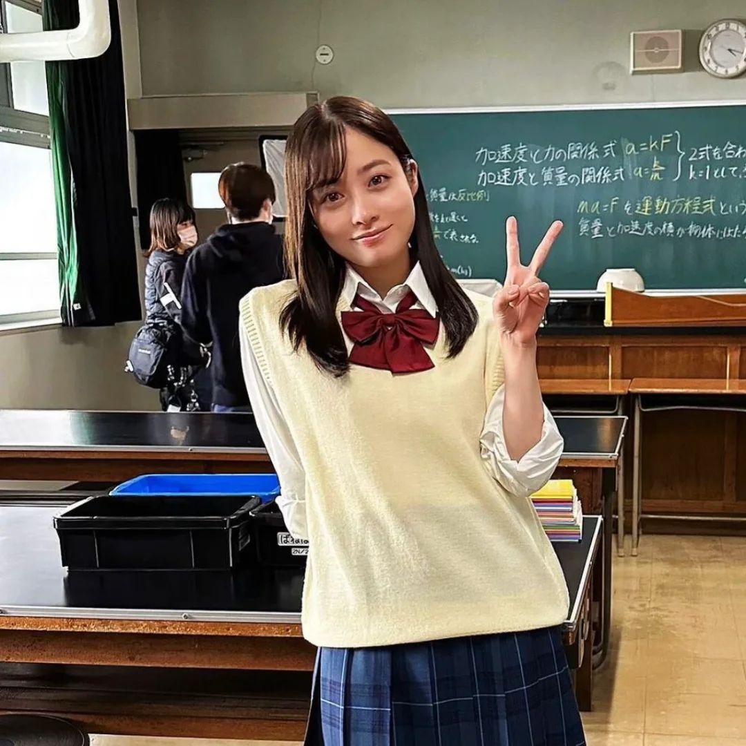 ⁽⁽ ♡ˊᵕˋ♡ ⁾⁾
