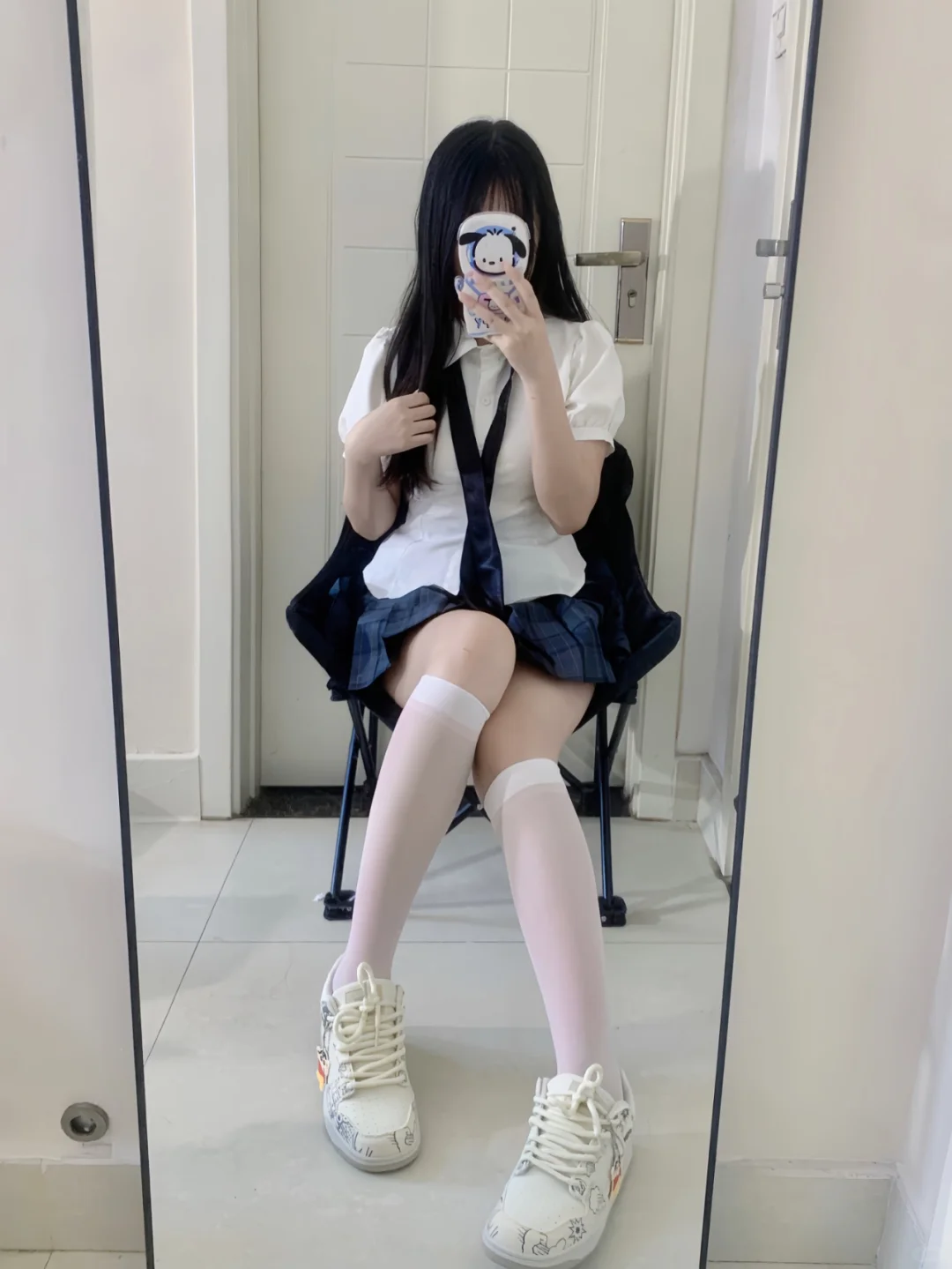 这双带小挂坠的鞋子好特别呀|分享今日ootd