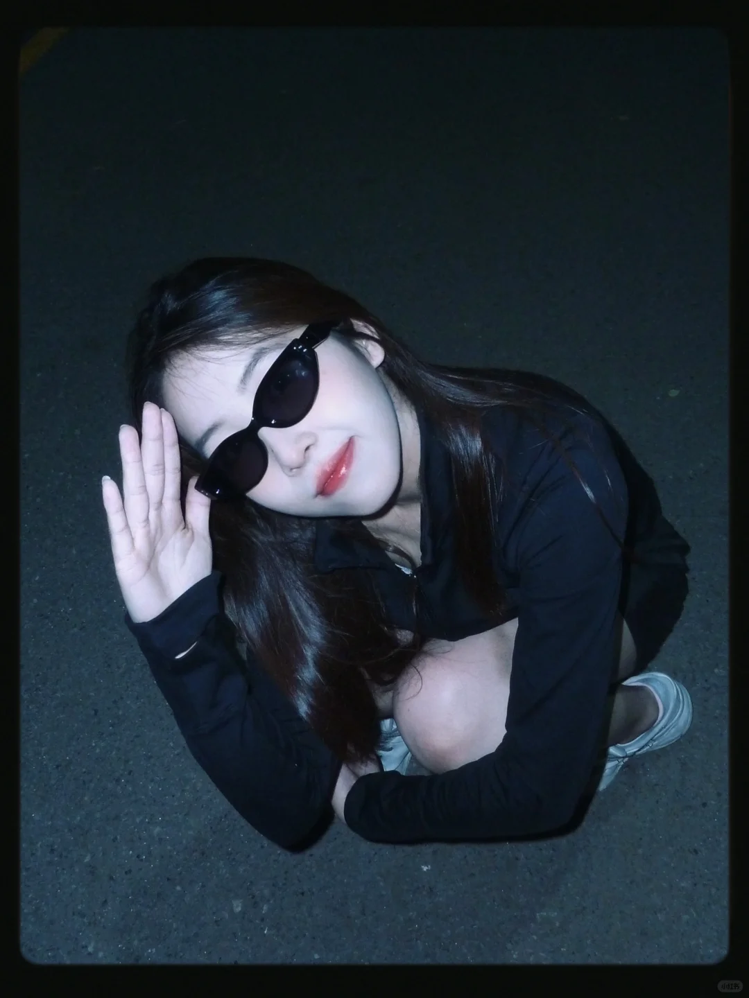 抓到一只夜晚出没的酷帅甜妹