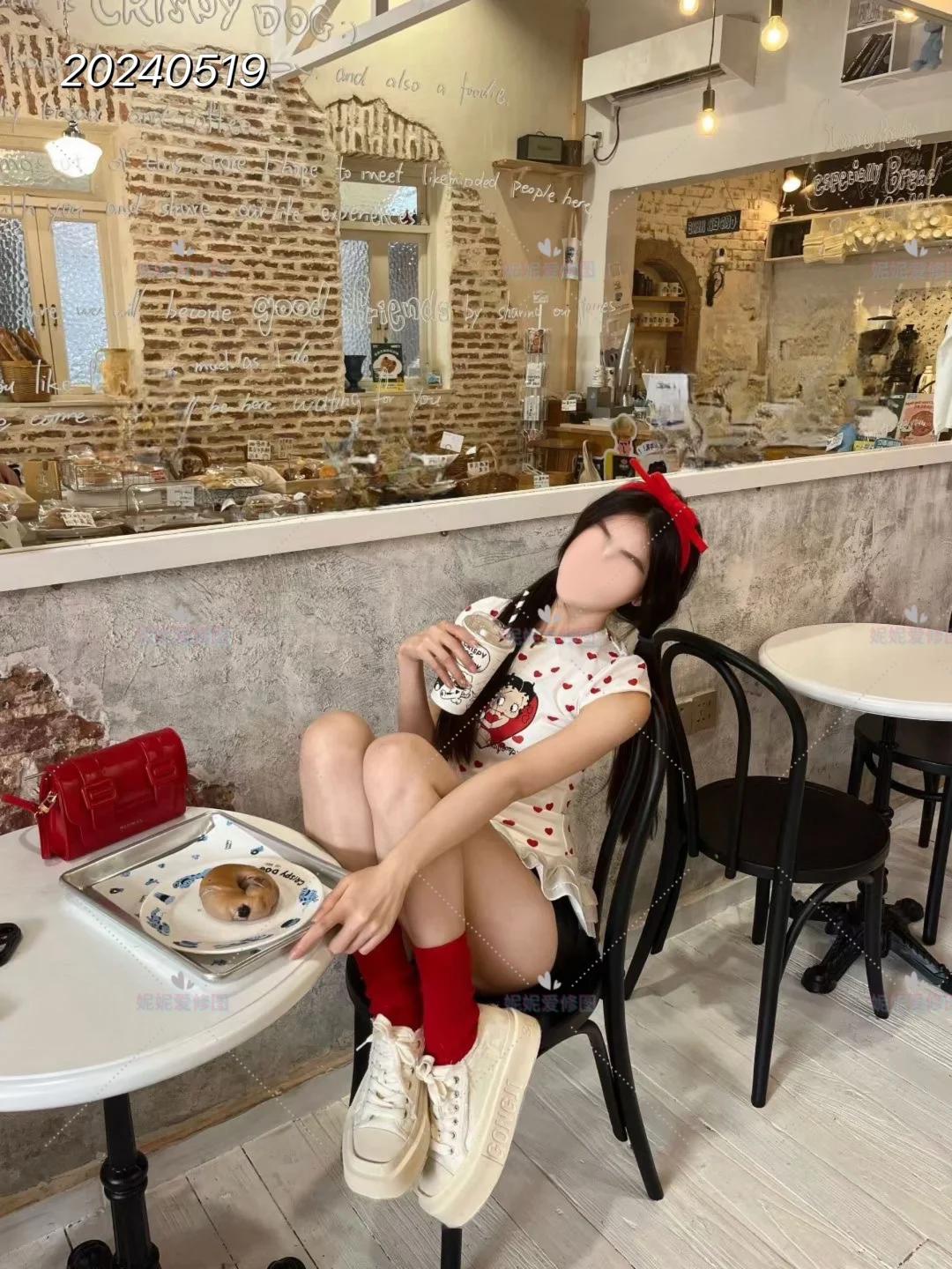 甜妹探店打卡拍照这样拍好看👏