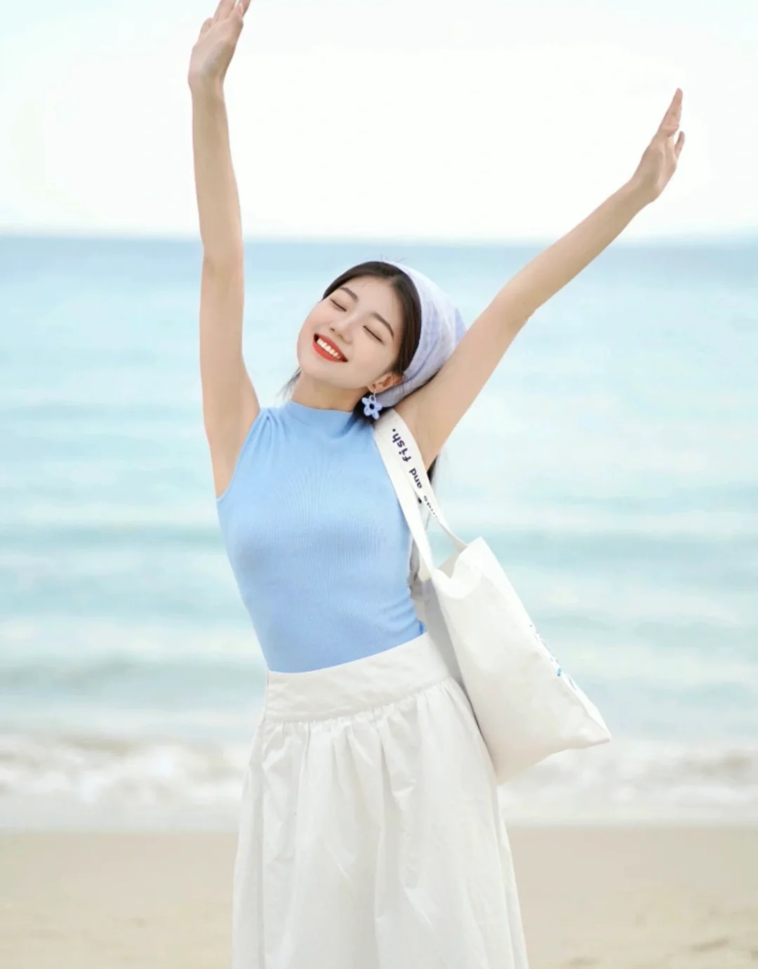 自由随性海风甜妹，可换脸，左滑看样