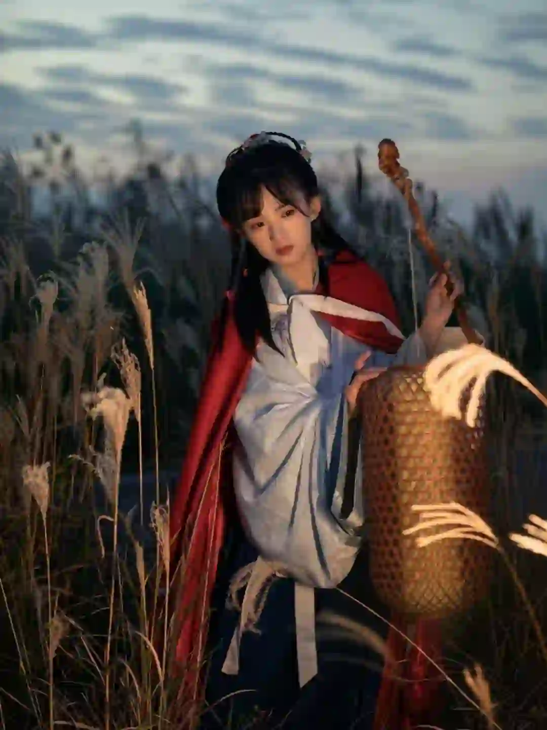 穿上汉服，仿佛回到古时代