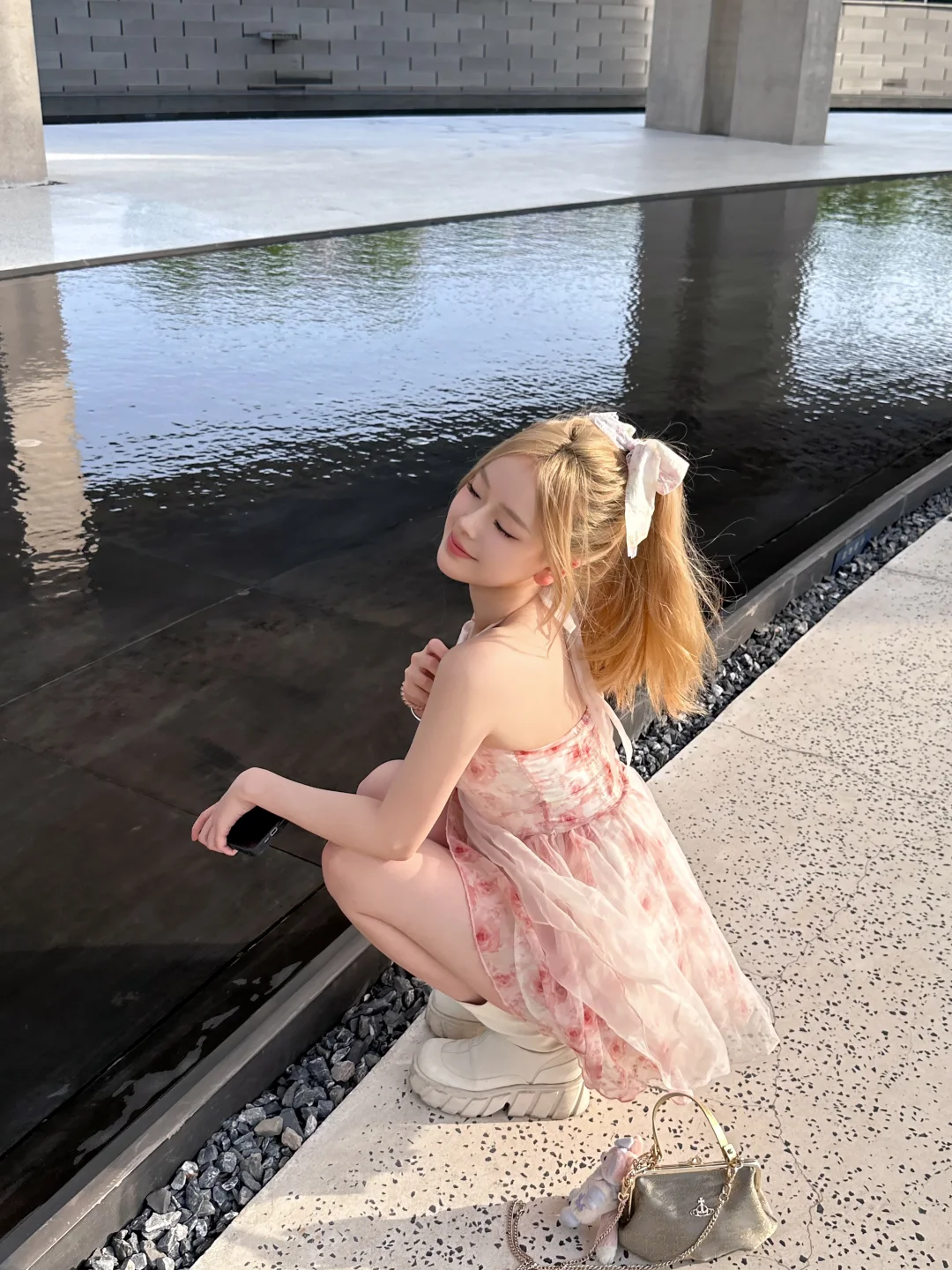 漂亮的不是我 是20岁
