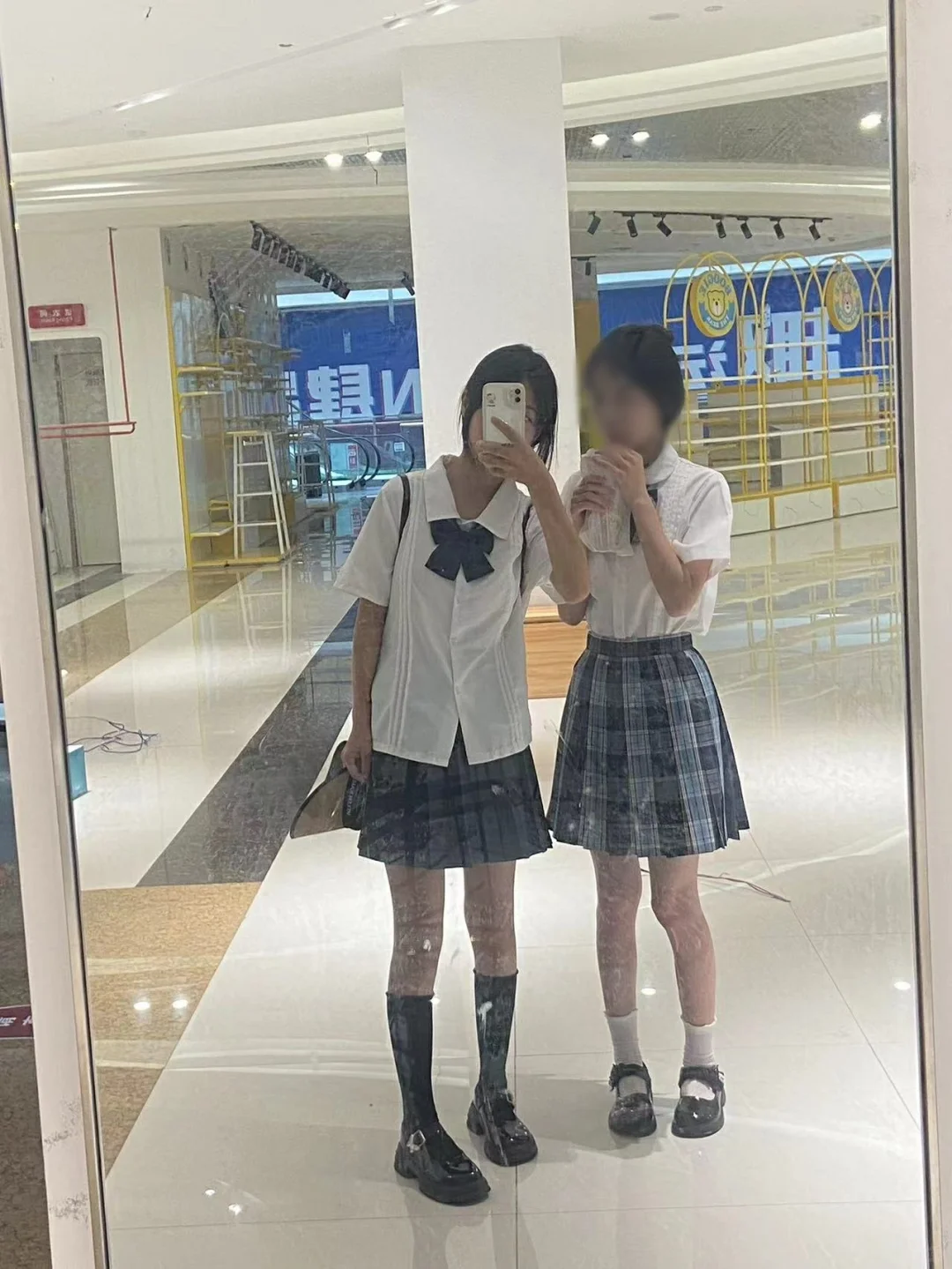 穿jk被说精神小妹