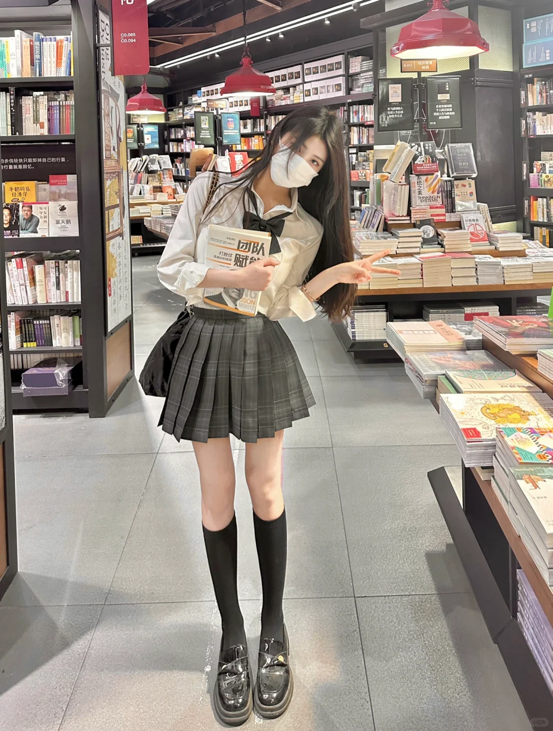 在书店偶遇的JK