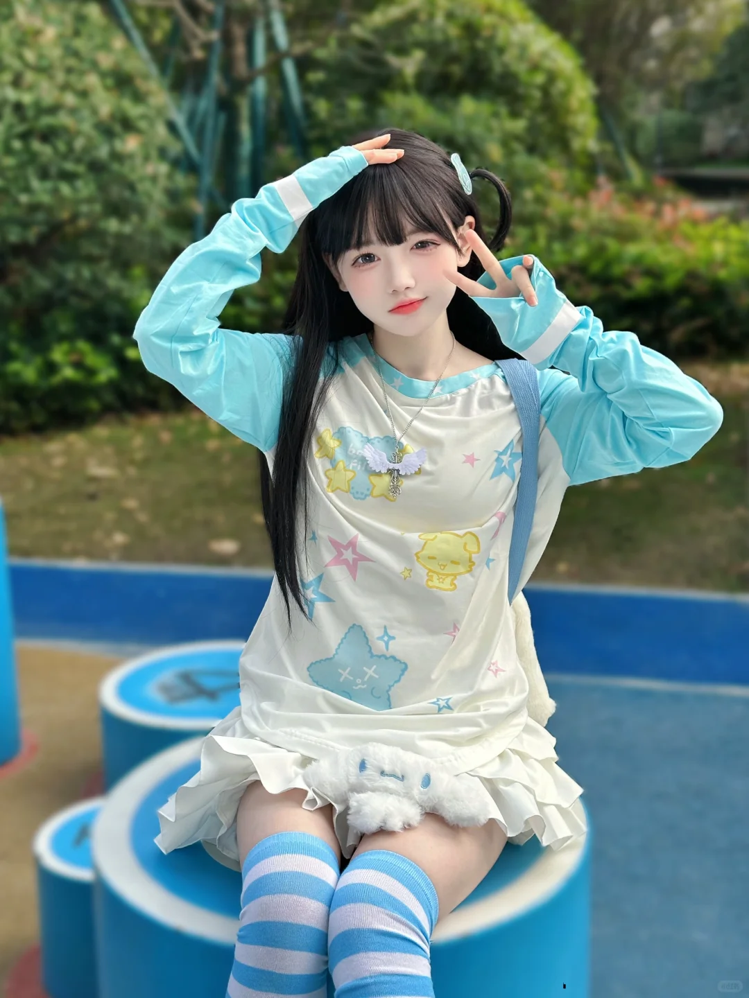 解锁了玉桂狗蓝白色系穿搭！~＞＜