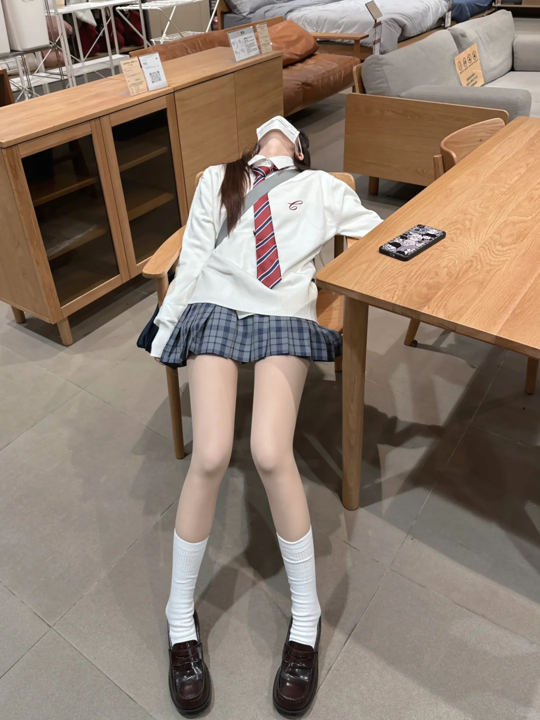 好看的格子统治世界/•᷅‎‎•᷄\୭