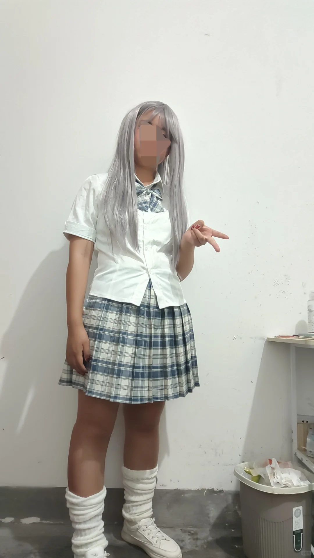求助，第一次穿JK制服怎么感觉怪怪的