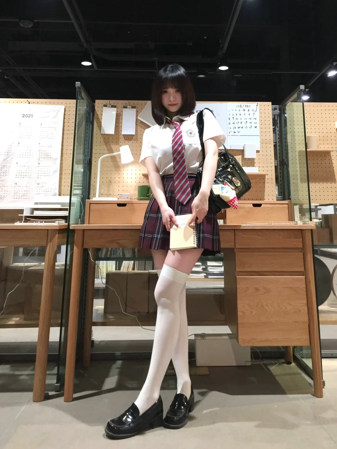 不扎衬衫很有学妹感 ⌯>ᴗo⌯ .ᐟ.ᐟ
