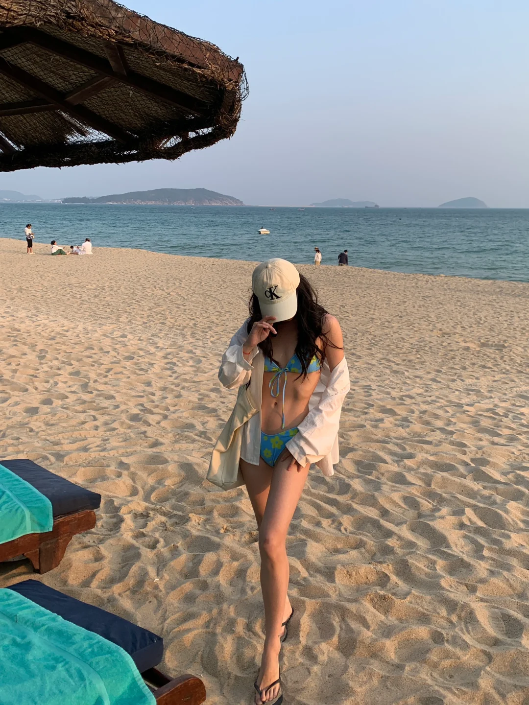 在亚龙湾的沙滩