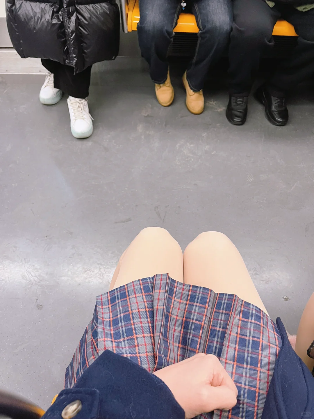 【Live合集】关于男孩子穿JK坐地铁那件事🌝