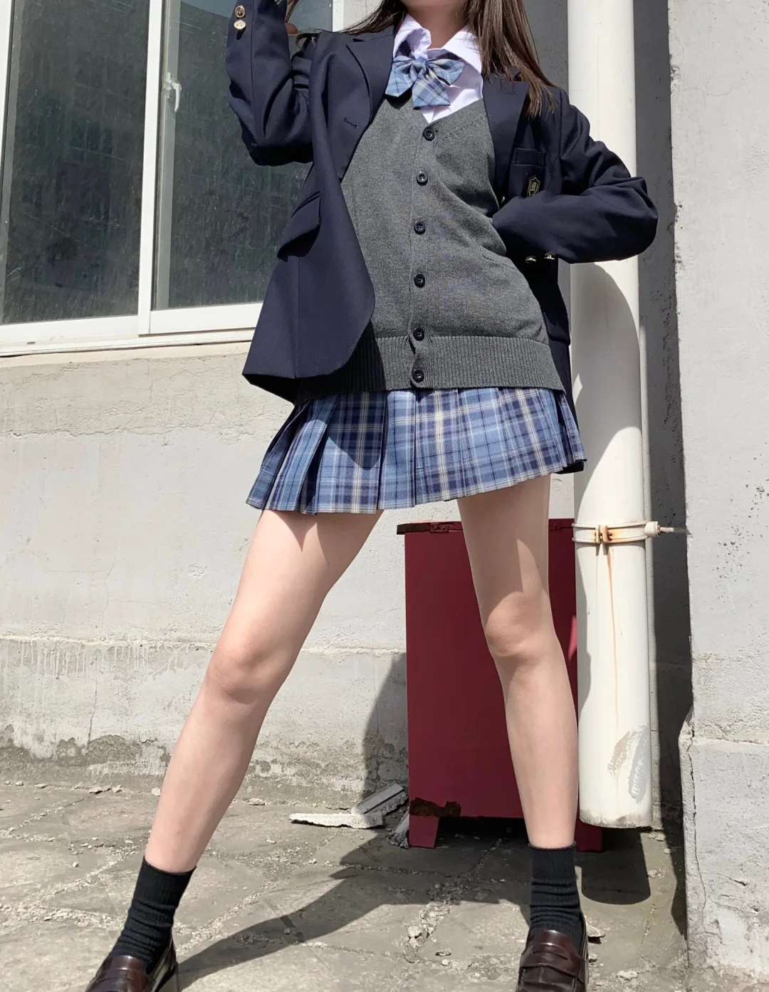 快奔三了穿上jk也可以装嫩