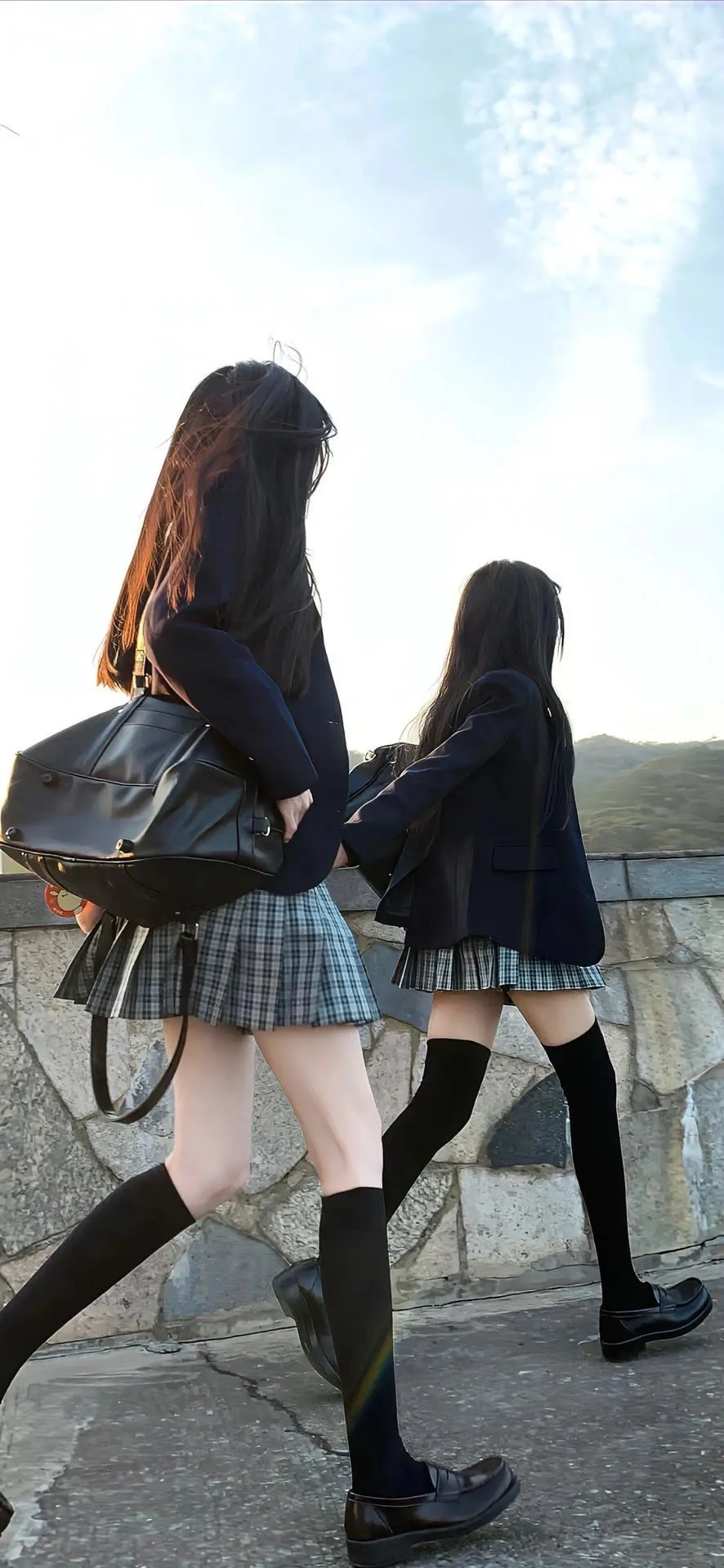 壁纸|向你跑来的魔法少女