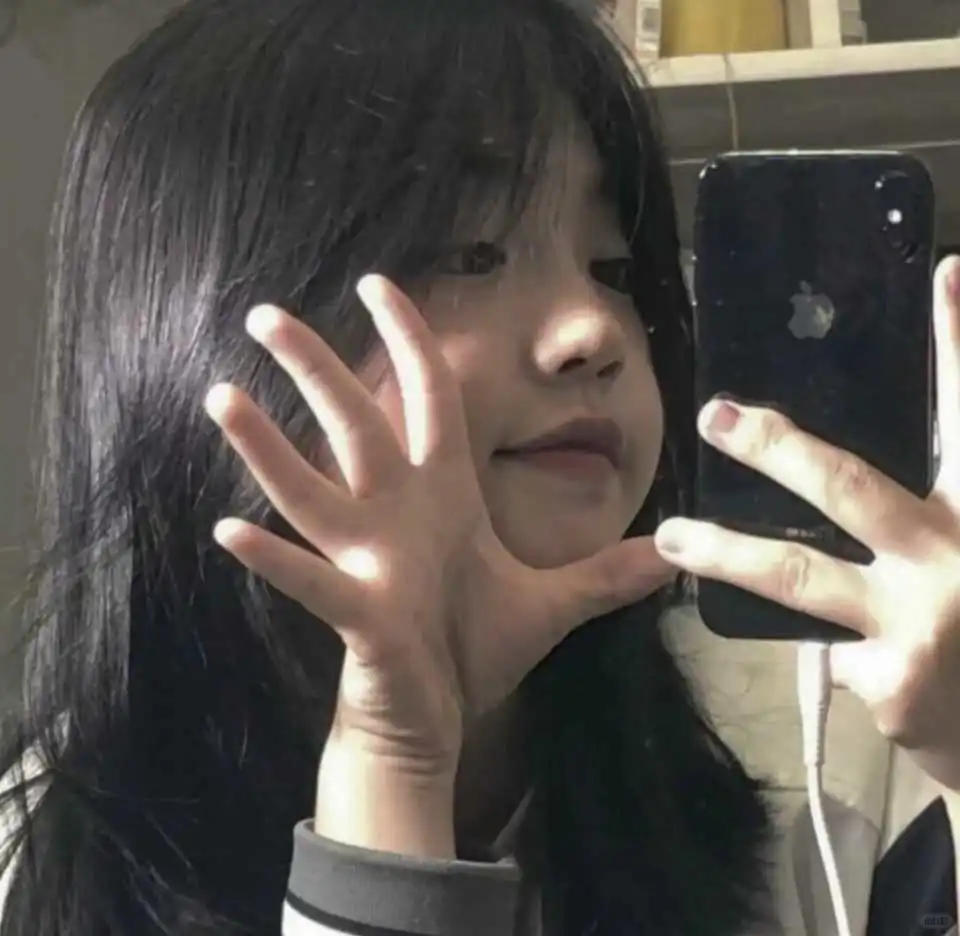 We Chat｜甜妹统治世界