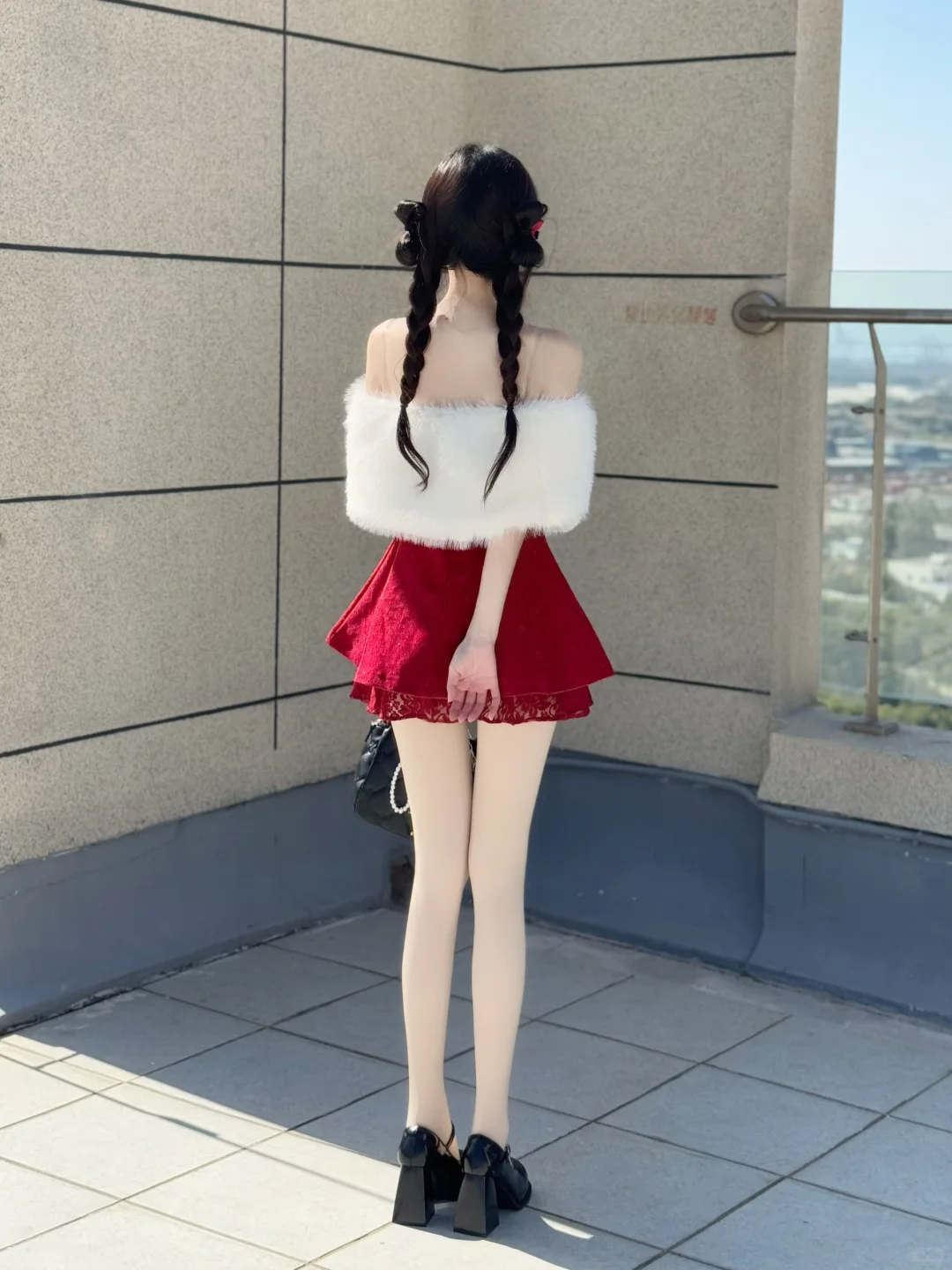 那个漂亮小姨又回家过年了