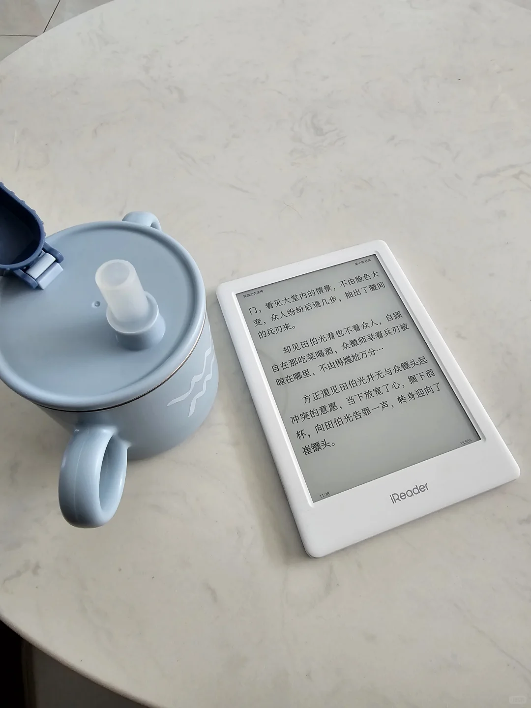 掌阅neo2使用半个月，底色比图片还要黑很多