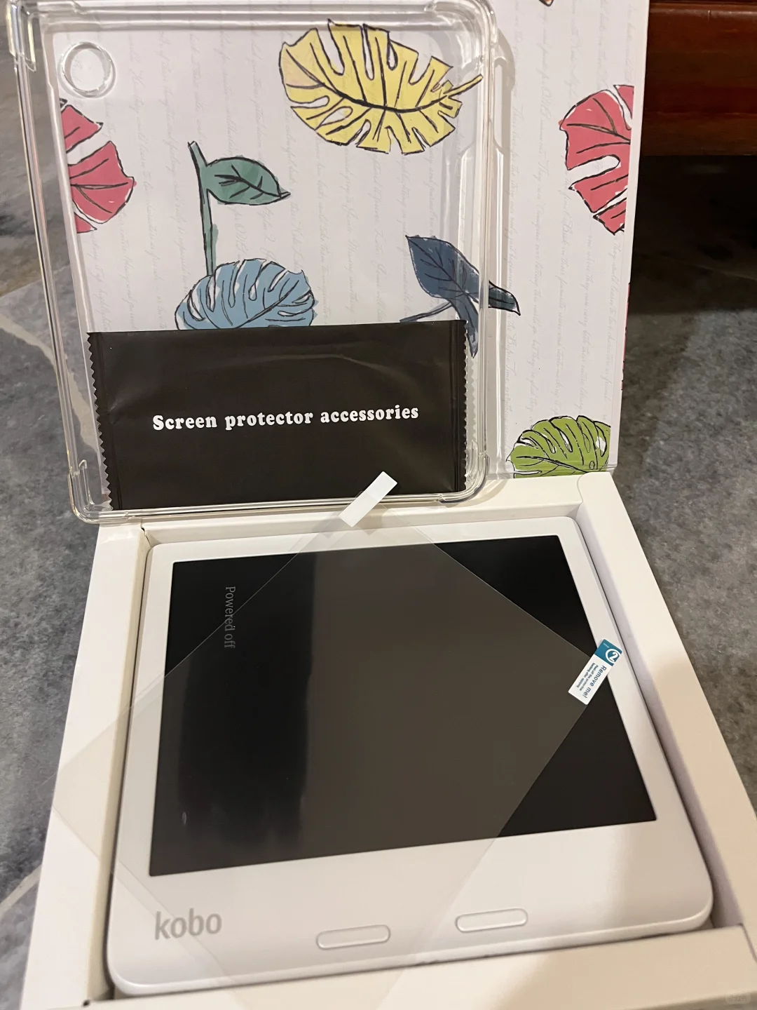 出售未开机过的一套电子书KOBO！保价期还在！