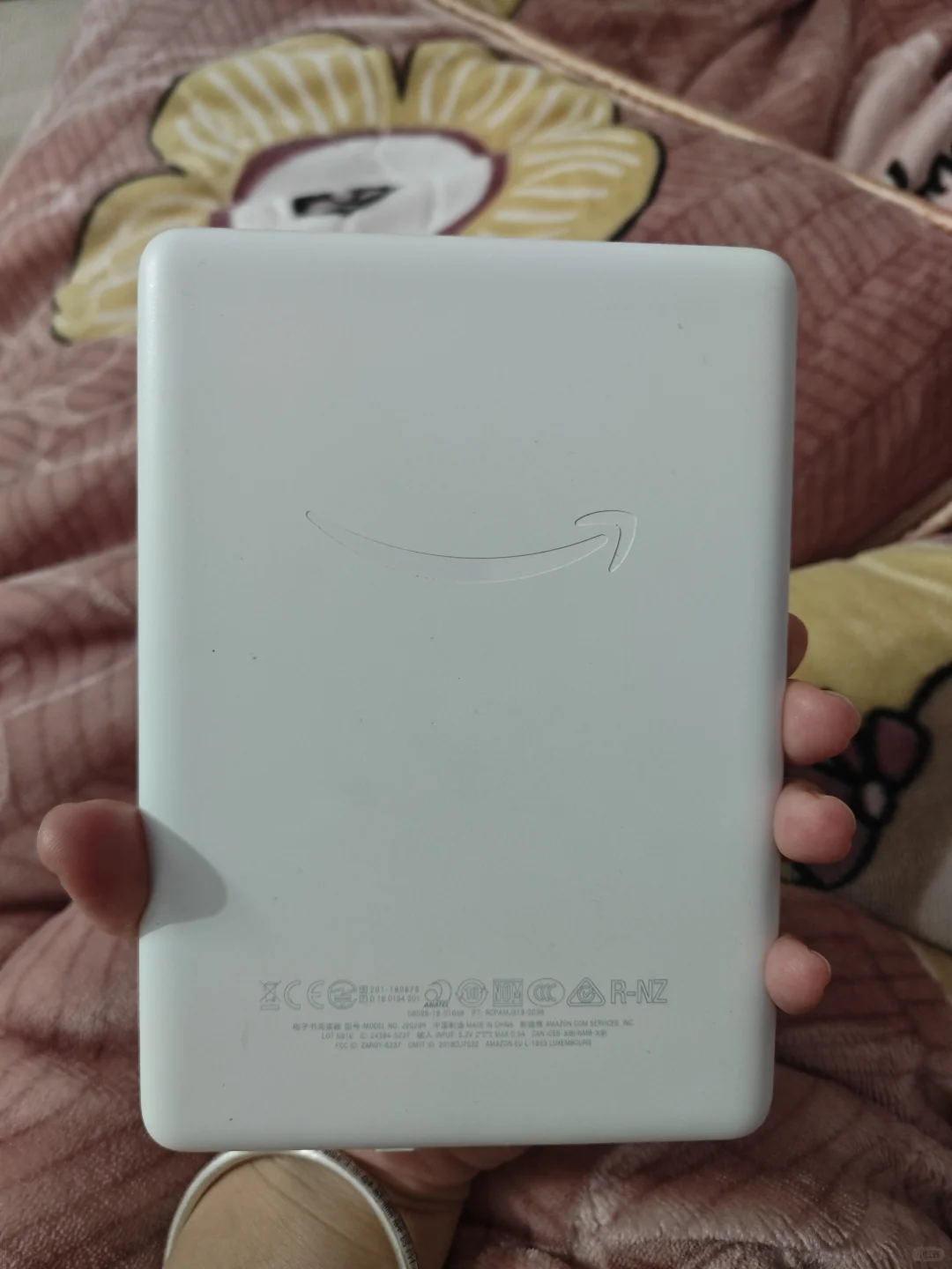 自用出白色kindle青春版第十代